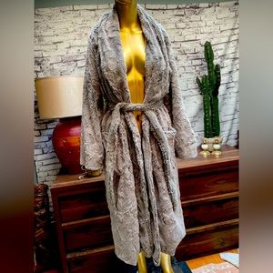 Gray fur robe